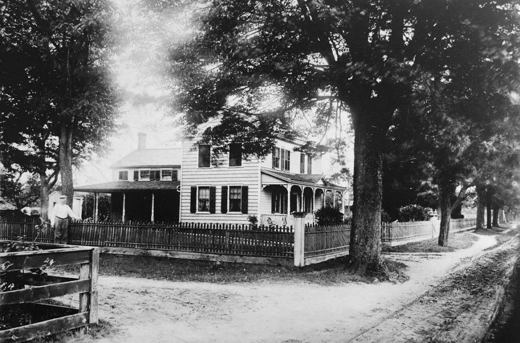 Gottleib & Katherine Wild's home, Holbrook, NY - early 1900s
